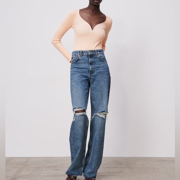 Zara Tops Zara Sweetheart Neckline Bodysuit Poshmark